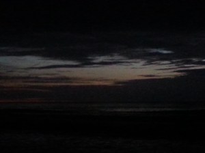 About 50 minutes before the sunrise, the sky already had a glow.